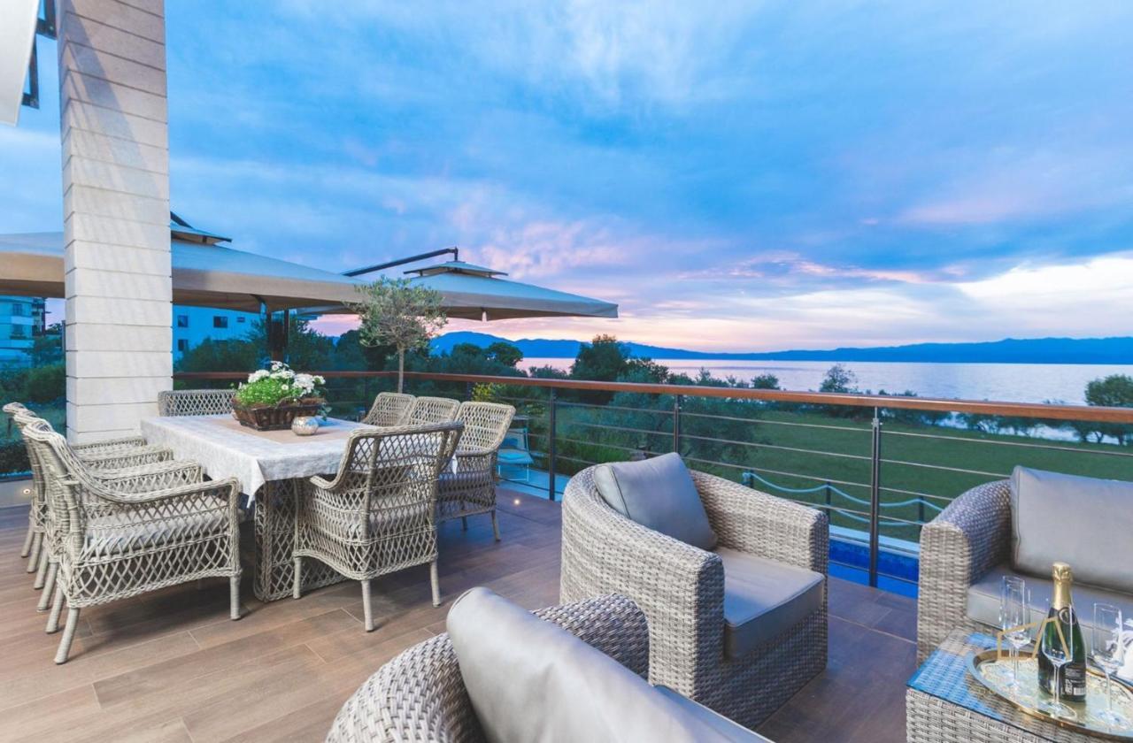 Villa Marconica Малинска Екстериор снимка