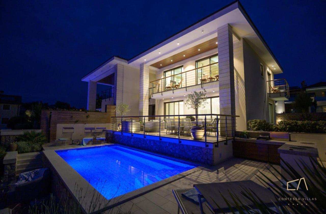 Villa Marconica Малинска Екстериор снимка